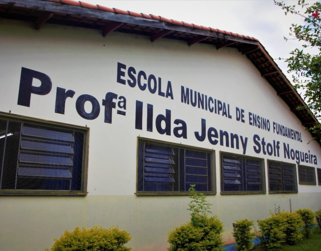 A Escola Municipal Professora Ilda Jenny Stolf Nogueira, no Glebas Califórnia, figurou entre as 20 melhores escolas do Estado de São Paulo.