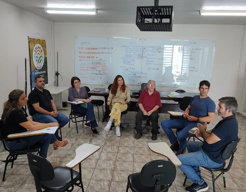 A reunião aconteceu na manhã de hoje, na Sema