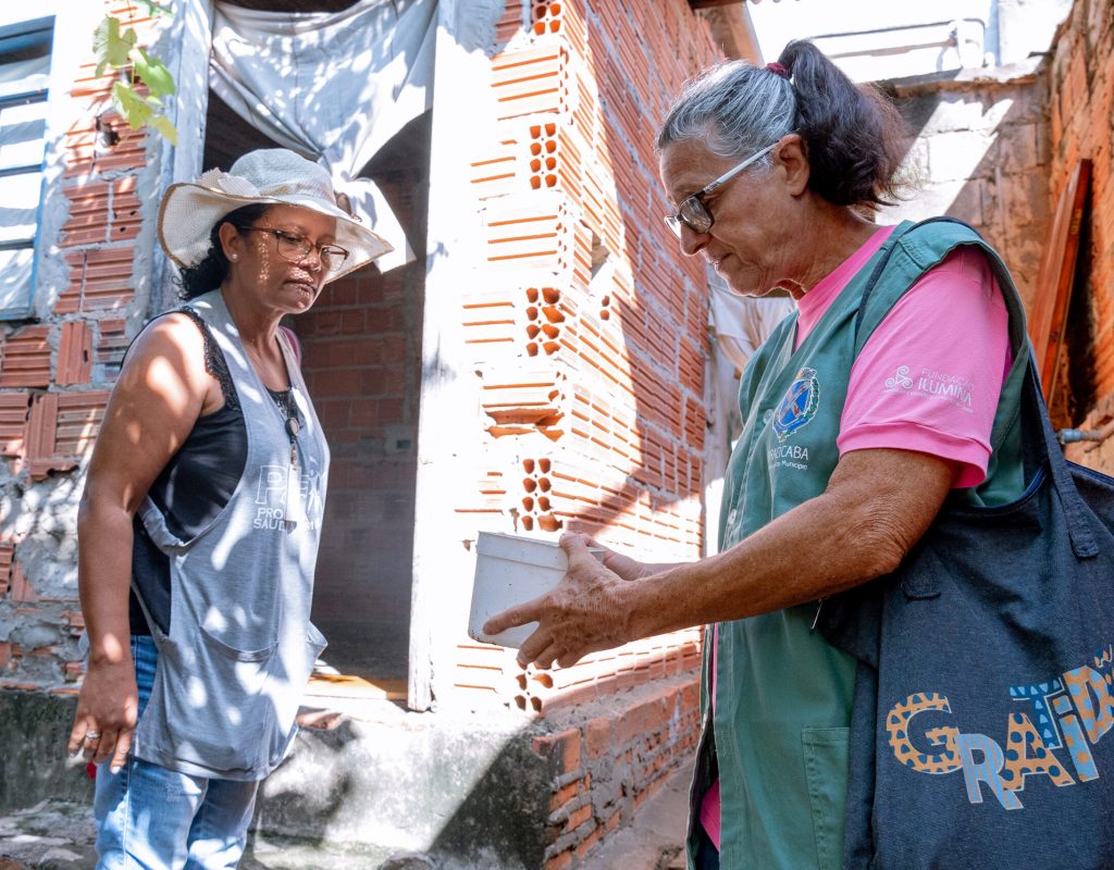 Agentes de Saúde fazem mutirão de vistoria casa a casa por todo o município