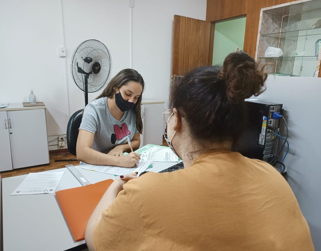 Atendimento na Central do Cadastro Único3