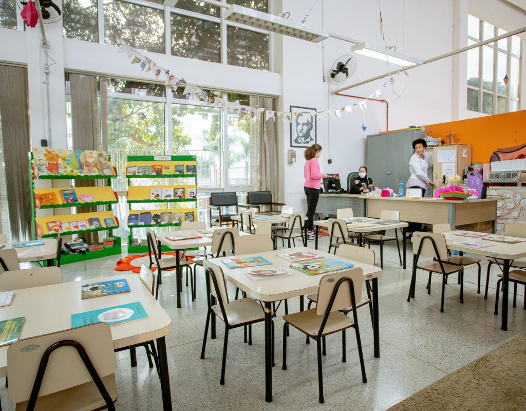 Biblioteca municipal também preparou diversas ativdiades para o mês