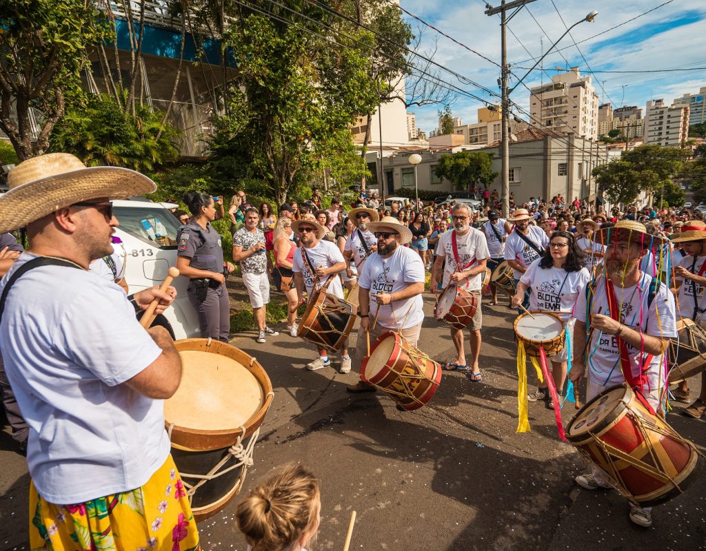Bloco da Ema é uma das atrações do Carnaval de Piracicaba