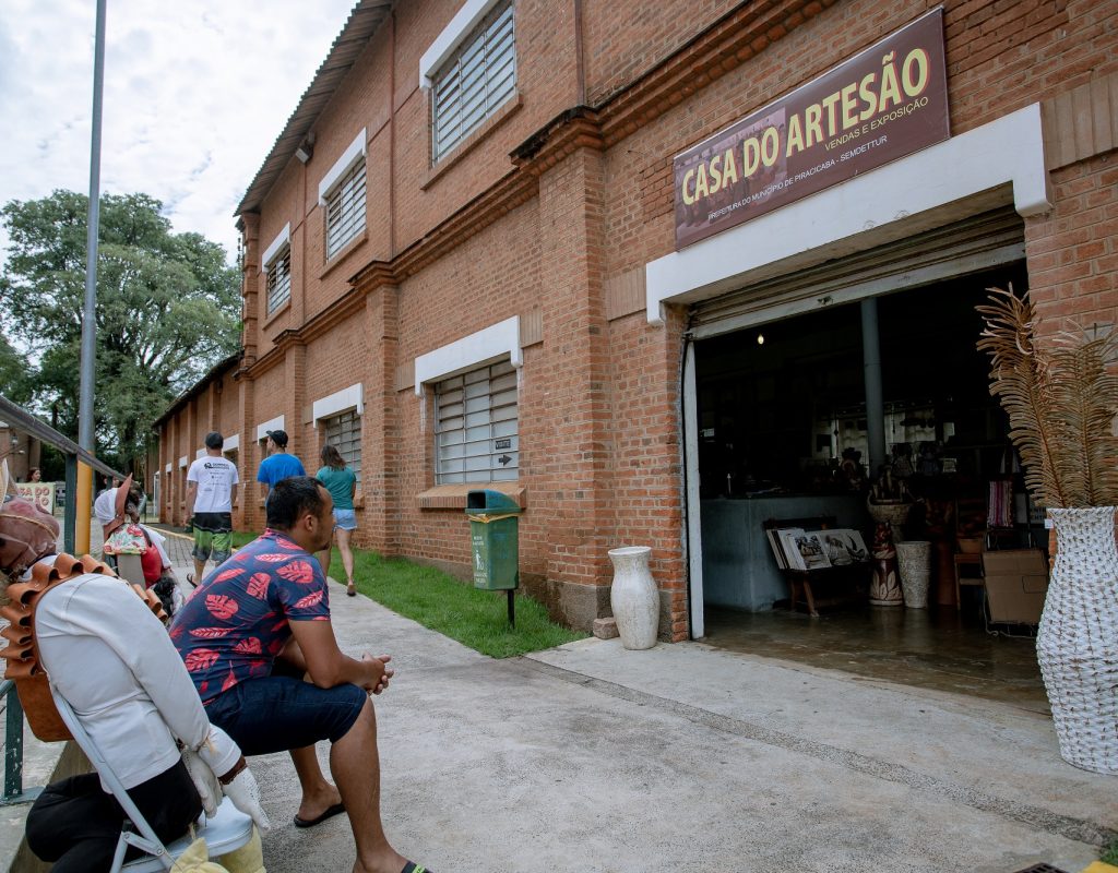 Casa do Artesão do Engenho Central tem produções de diversos artesãos da cidade