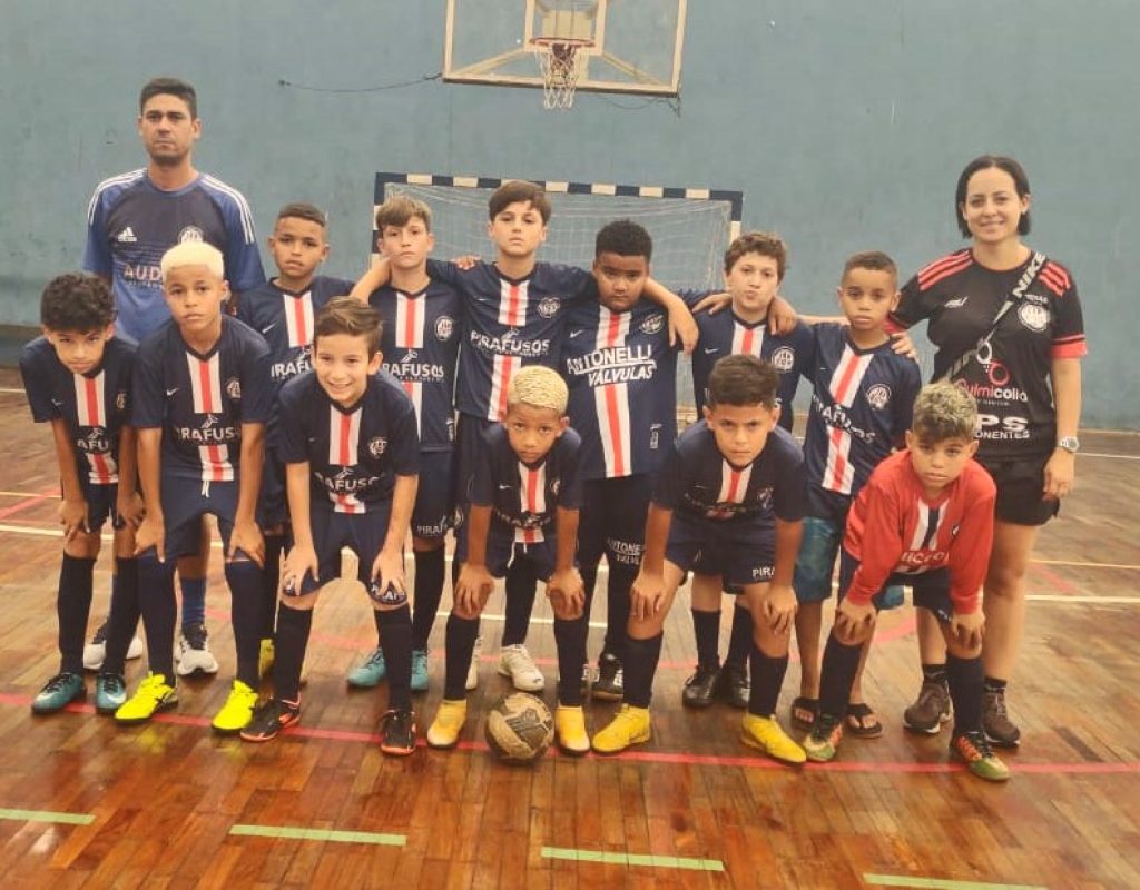 Cecap é um dos finalistas do torneio sub-10 de futsal