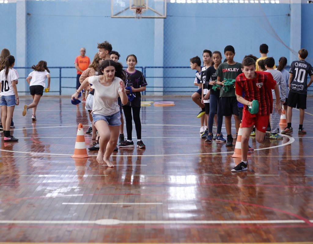 Crianças e jovens puderam aproveitar programação gratuita de diversas brincadeiras e jogos