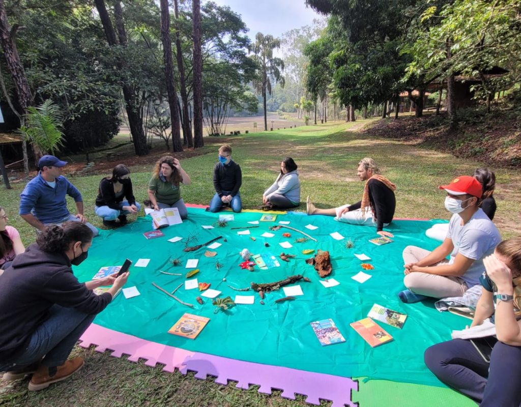 EducaTrilha na Escola é um programa de educação ambiental e cultural que consiste em um concurso de projetos nas escolas de Piracicaba
