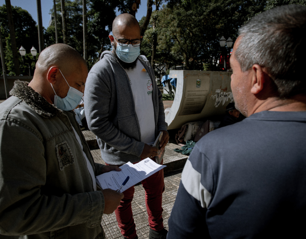 Equipe do Seas durante abordagem nas ruas (1)