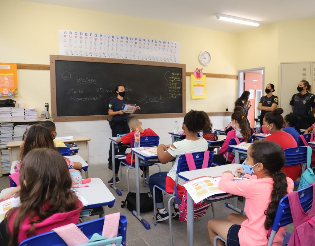 Equipe durante uma das aulas Fabio Lisboa