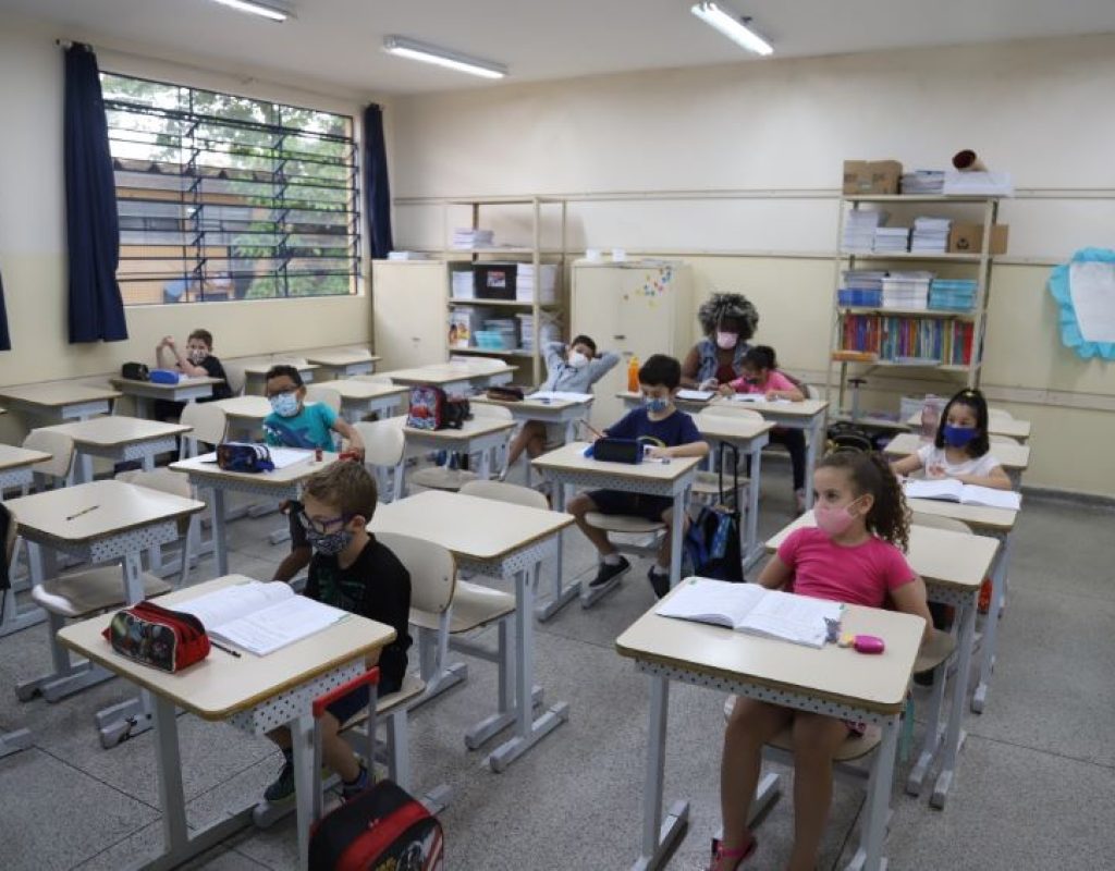 Escolas Municipais estão peraparada para receber os alunos no dia 03