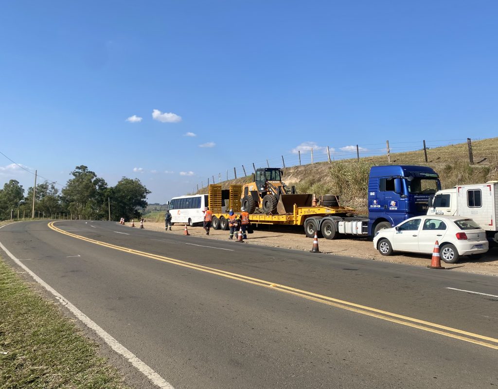 Estrada de Anhumas tera 32_2 quilometros recuperados_Foto_Thais_Passos_SEMA(1)