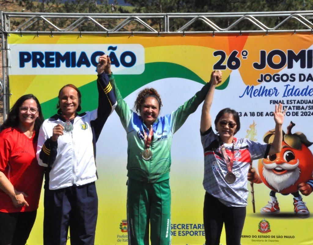 Eva Batista Dias, medalha de ouro no arremesso de peso (3 kg)