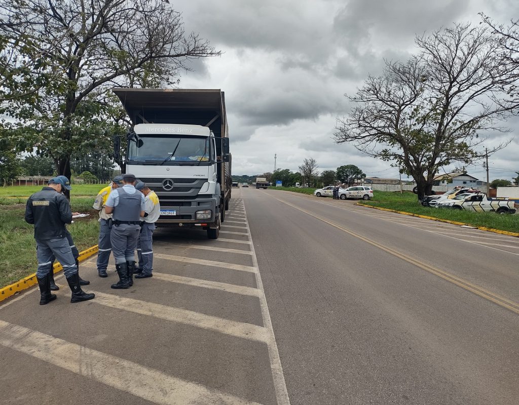 Fiscalização aconteceu na manhã de hoje, da Semuttran em parceria com a Polícia Militar Rodoviária