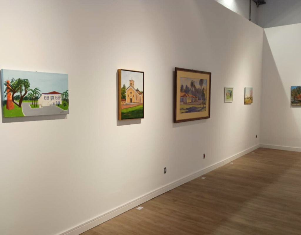 Exposição montada do Caipiras Plein Air