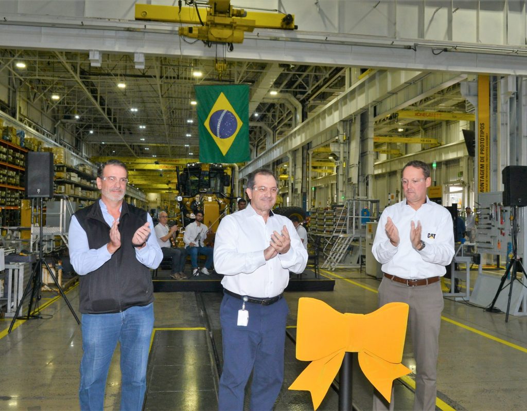 Luciano Almeida, Odair Renosto e Frederic Islas, no momento da inauguração