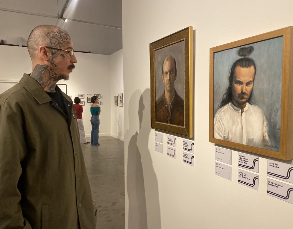 Nikolas de Murtos Vilhena, com Autorretrato, foi Prêmio Câmara