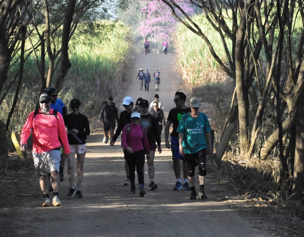 O Caipirandando é um evento gratuito de caminhada