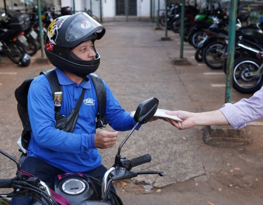 O Motoboy disse que o crescimento da cidade faz a procura pelos servicos de logistica aumentar