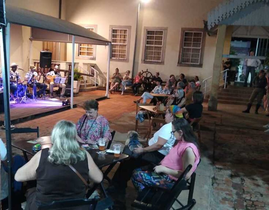O Museu Histórico e Pedagógico Prudente de Moraes realiza, na quinta-feira, 0506, às 19h, mais uma edição do projeto musical Quintal do Prudente.
