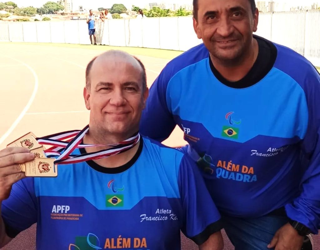 O paratleta Francisco Kess e o técnico José Maria de Souza, representantes de Piracicaba nos Jogos Paralímpicos de São Paulo