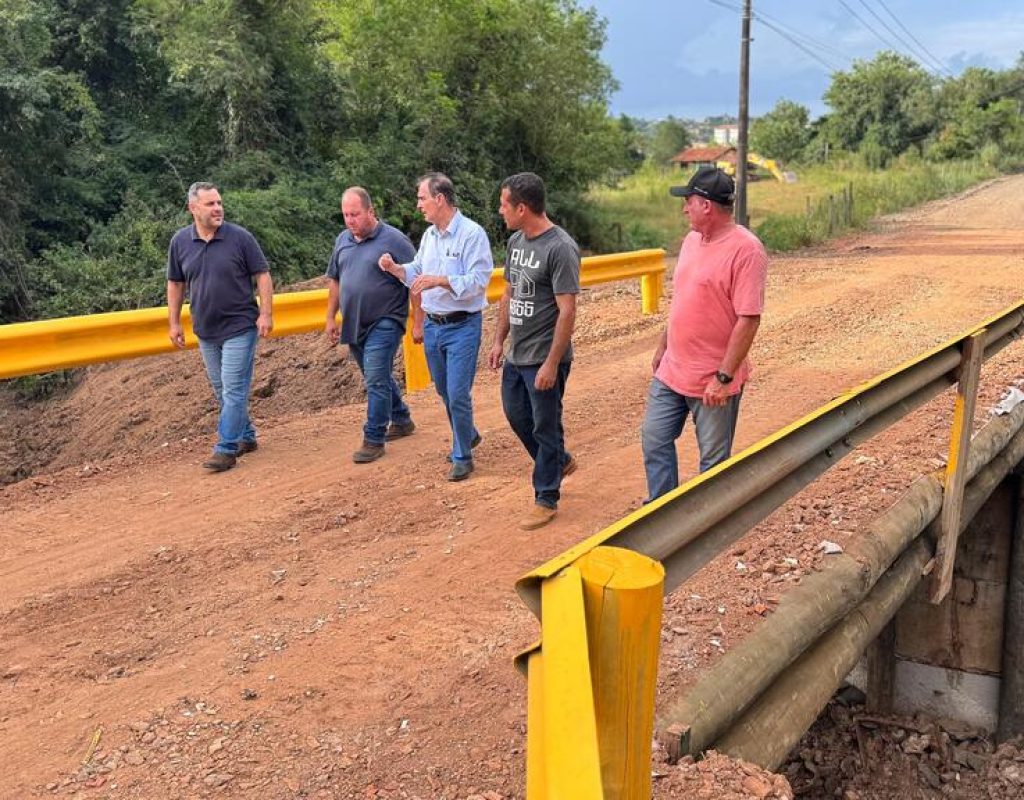 O prefeito Helinho Zanatta realizou visita técnica na tarde de hoje, 18/03. (Foto: Divulgação)