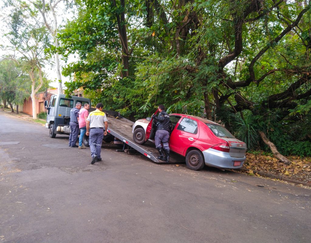 Para recuperar os veículos proprietários precisam fazer a regularização dos mesmos no Detran.