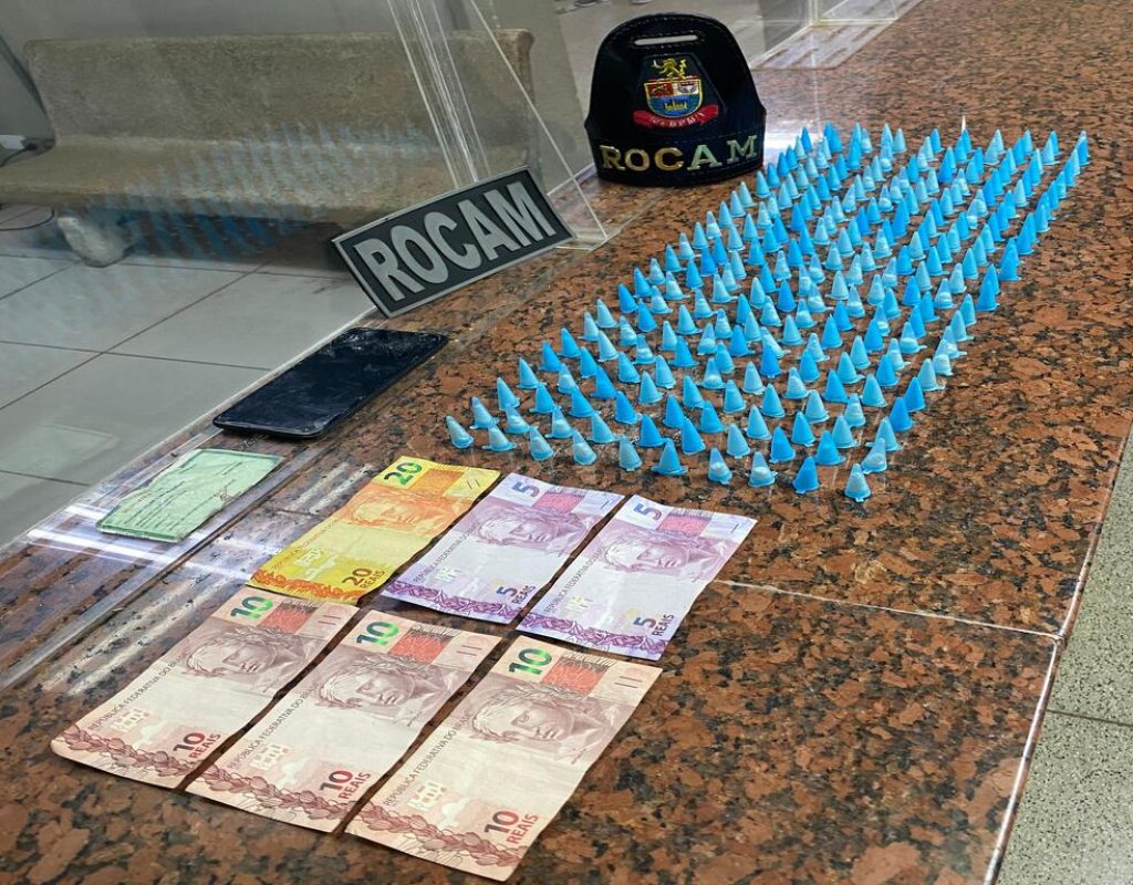 Polícia Militar prende homem por tráfico