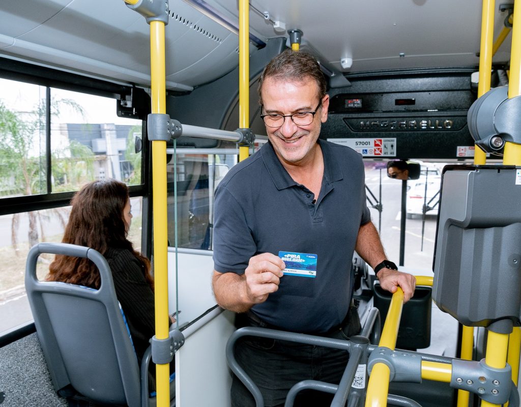 Prefeito Luciano Almeida realizou viagem inaugural na tarde de hoje, 05-07