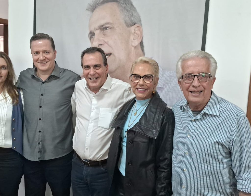 Raquel e Sergio Pacheco Jr., Helinho Zanatta e Marcio e Sergio Pacheco