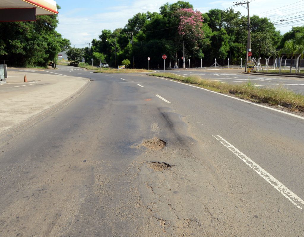 Recapeamento da Avenida Cristóvão Colombo será entre a Ponte do Cachão e a rua Emílio Bertozzi, no bairro Algodoal - Foto Justino Lucente CCS