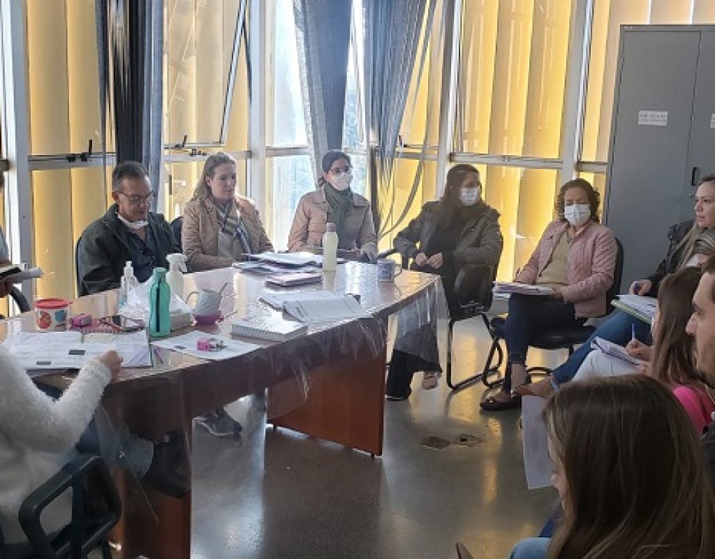 Reuniao para definir capacitacao aconteceu na manha de hoje_ 12-08_ no DAB