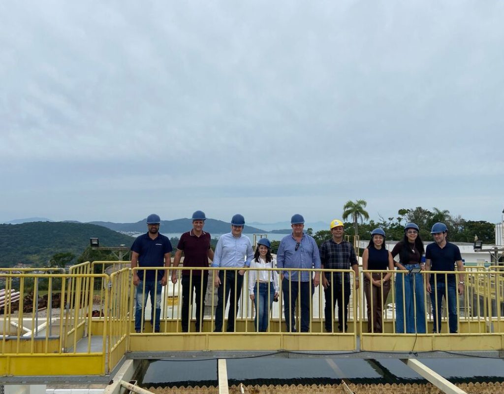 Ronald Pereira junto aos representantes do Semae e Mirante durante Visita ETA Bombinhas (SC) (1)