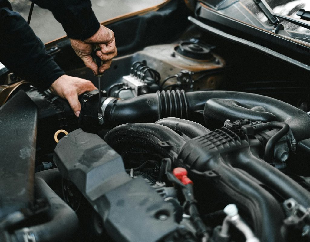 Semdettur oferece curso gratuito de mecânica de carros leves