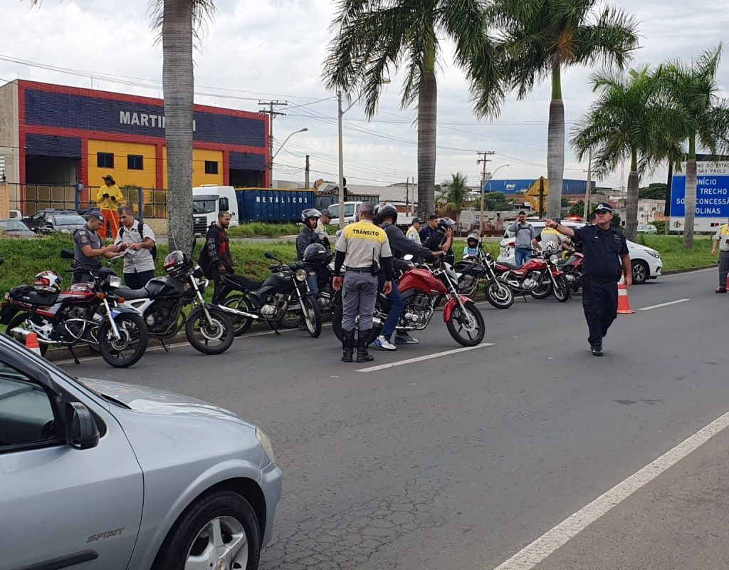 Semuttran, GCM e PM realizaram a ação em conjunto