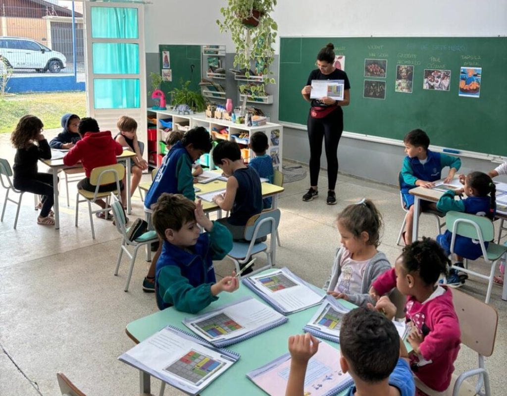 Serão disponibilizadas 70 vagas para professor substituto de Educação Infantil