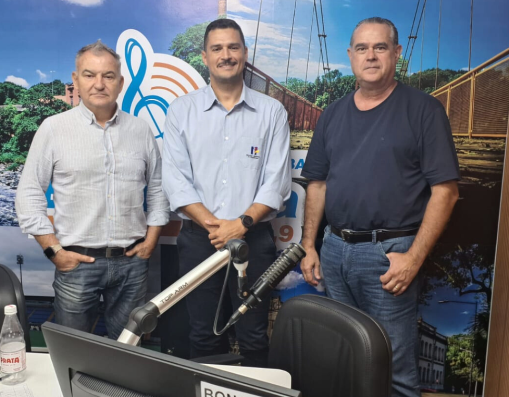 Superintendente Vitor Marim participa de entrevista na rádio Educativa FM