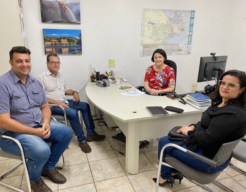 Técnicos do departamento de Agricultura de Bebedouro estiveram na Sema para reunião_Foto_Thais_Passos_SEMA