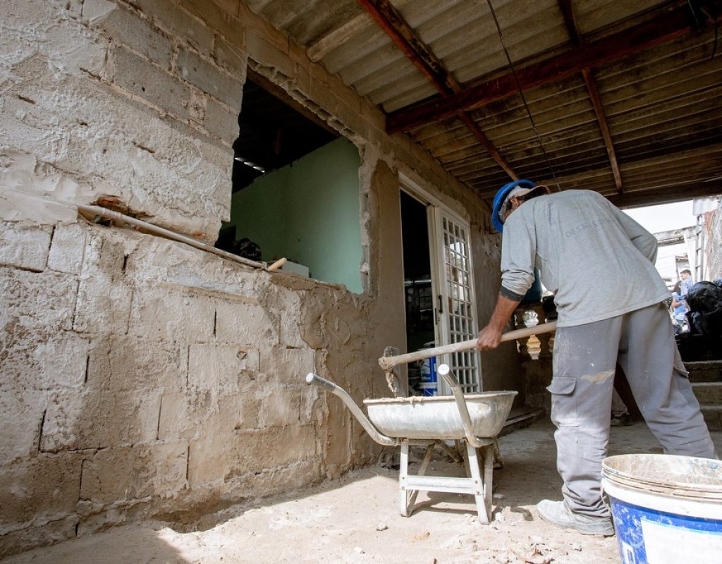 Terreno onde podem ser construídas as 150 moradias fica no bairro São Jorge. (Foto: Divulgação)