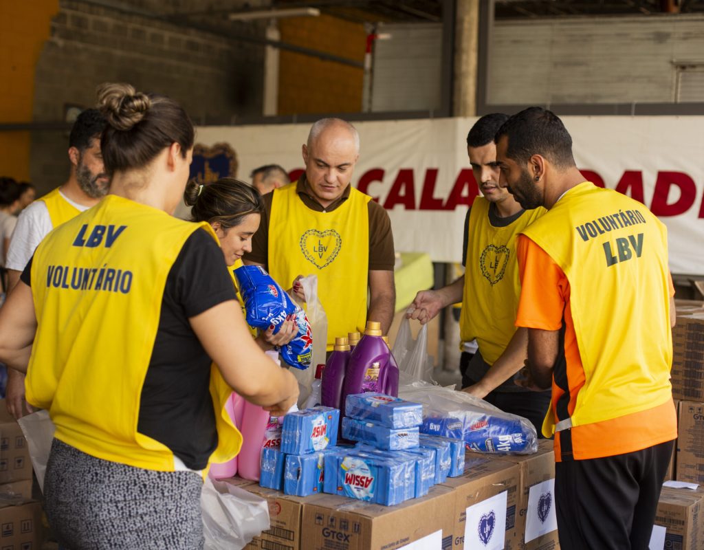 Voluntários da LBV_1 (3)