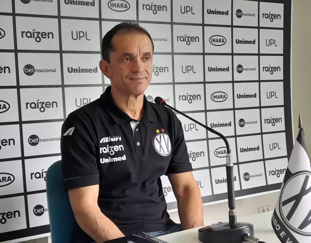 coletiva-Douglas-Pimenta-em-10-04-Vitor-Prates