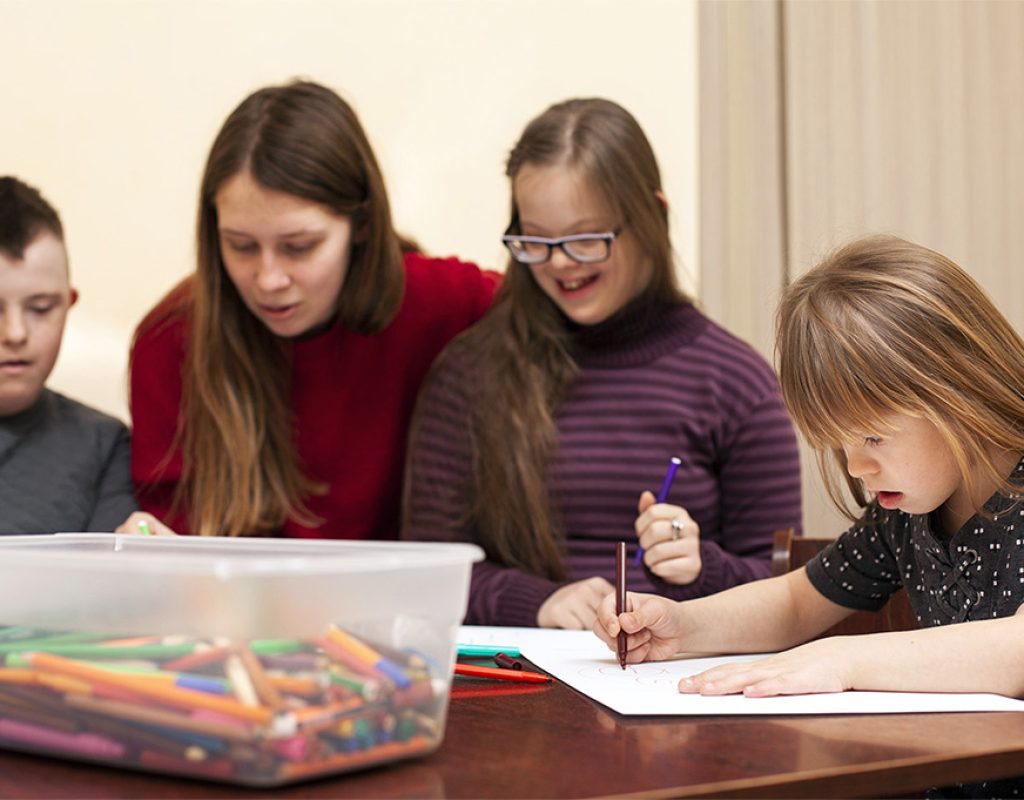 drawing-workshop-with-children-with-down-syndrome