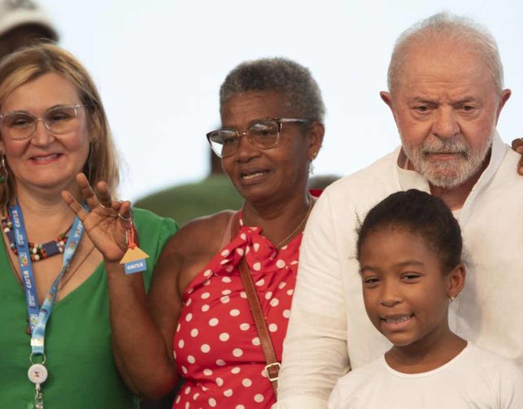 Santo Amaro da Purificação (BA), 14/02/2023 - O presidente Luiz Inacio Lula da Silva, participa do lançamento do novo programa Minha Casa Minha Vida e entrega de empreendimentos do programa em Santo Amaro (BA).
Foto: Joédson Alves/Agência Brasil