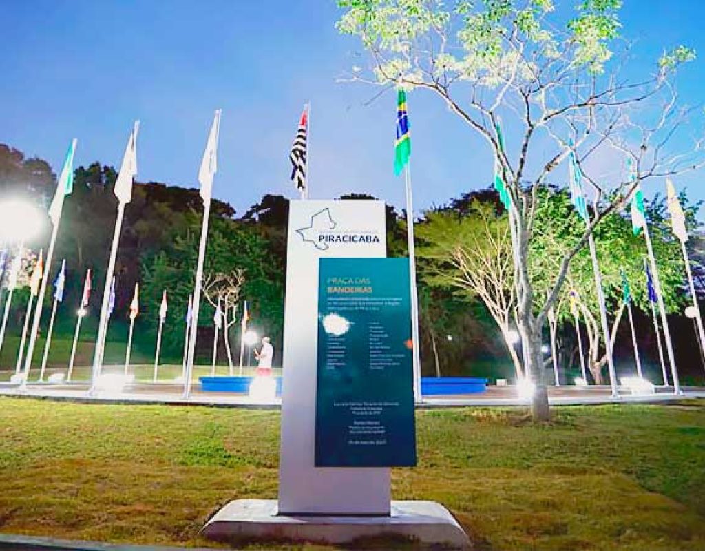 praca-das-bandeiras-rmc-00