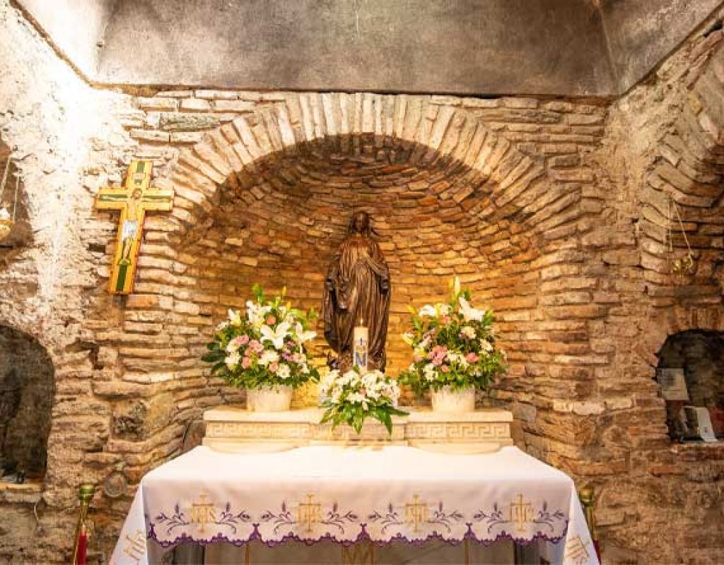 Turismo Religioso Turquia - Casa da Virgem Maria em Éfeso